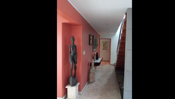IMPECABLE CASA EN VENTA EN CALLE ACAPULCO SOL DE LA MOLINA 