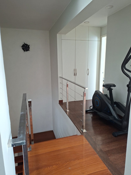 VENDO DUPLEX PRIMER PISO 