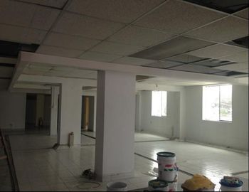 SE ALQUILA EDIFICIO COMPLETO PARA OFICINAS (609-93-4 LUCY)