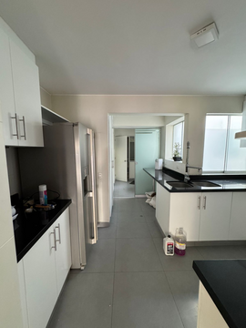 PENT HOUSE DE 282 M²  CON VISTA A LA CALLE EN SAN BORJA