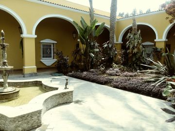 Preciosa Casa Para Oficina Estilo Hacienda Colinial