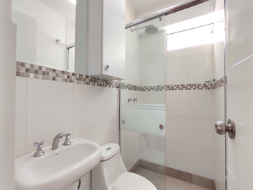 MODERNO FLAT 72 M2 2HAB + ESTACIONAMIENTO 