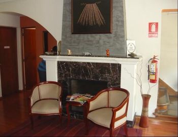 CASA EN ALQUILER EXCLUSIVAMENTE PARA OFICINAS EN JESÚS MARÍA (609-114-4)