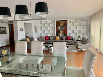 DEPARTAMENTO AMPLIO ILUMINADO CON VISTA AL MAR FINOS ACABADO