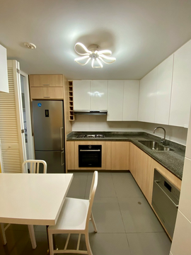 BONITO DEPARTAMENTO EN ZONA DE PARQUES. BUENA DISTRIBUCION