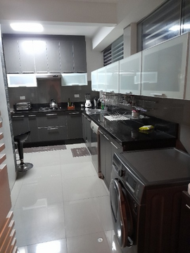 VENTA DEPA MODERNO EN CASUARINAS SURCO - DPTO 2 (609-871-2 LUCY)