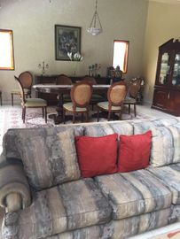 VENDO LINDA CASA EN LA MOLINA
