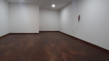 EDIFICIO DE OFICINAS