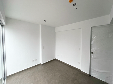 SURCO ESTRENO: VENTA DÚPLEX 146M2, 3 DORM, ENTREGA INMEDIATA