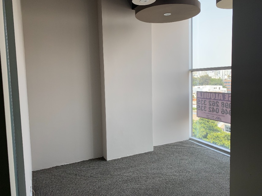 gallery_grid_one