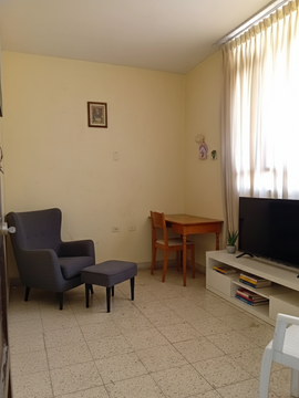 AMPLIA CASA DE 2 PISOS CON COCHERA Y AZOTEA 