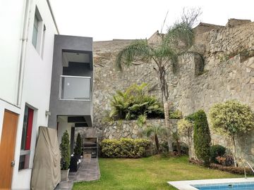 Venta De Casa En Condominio Sol De La Molina