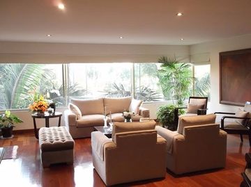 VENTA DEPARTAMENTO FRENTE AL GOLF SAN ISIDRO