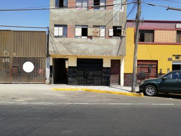 VENTA CASA/TERRENO LA MEJOR ZONA DE LA VICTORIA