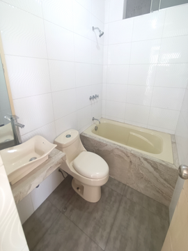 VENDO AMPLIO DEPARTAMENTO CON VISTA A PARQUE EN SURCO