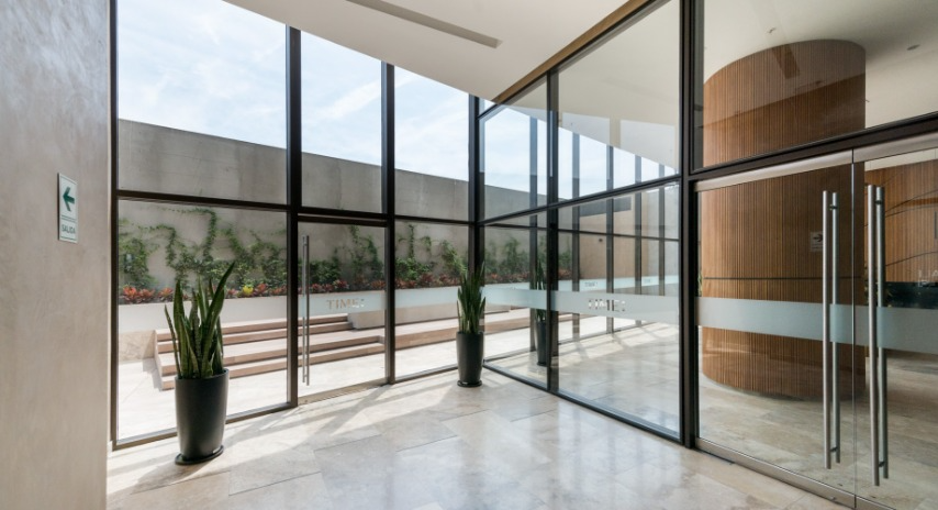 gallery_grid_one