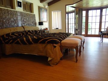 CASA VENTA EL HARAS CON SALIDA AL CLUB