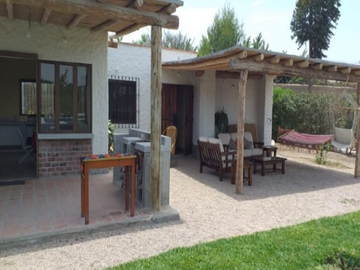 ALQUILO LINDA CASA DE CAMPO EN CHINCHA US$700