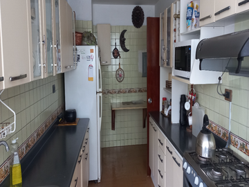 VENTA DEPA CERCA A MALECONES EN MIRAFLORES - DPTO 202 (609-52-2 LUCY)