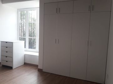 ALQUILO CASA DE 1000M2 URB. RESIDENCIAL MONTERRICO – LA MOLINA