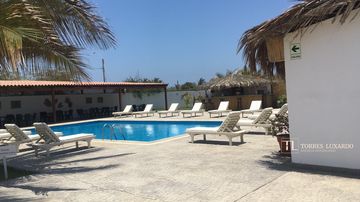 VENTA DE HOTEL FRENTE AL MAR EN LOS ORGANOS PIURA