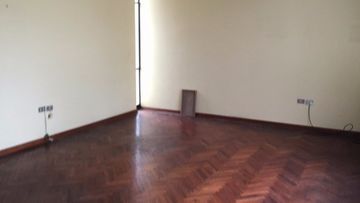 VENTA DE CASA COMO TERRENO - SAN ISIDRO