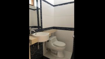 VENTA DE DUPLEX EN SURCO- VISTA A CALLE- A MEDIA CDRA. VELASCO ASTETE/NAZARENAS