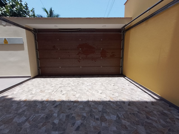 VENTA DE MODERNO DEPARTAMENTO EN PRIMER PISO FRENTE A PARQUE