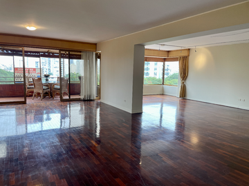 VENTA FLAT SAN ISIDRO 