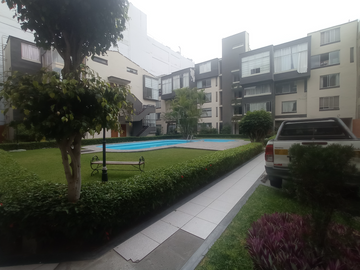 DEPARTAMENTO DUPLEX EN VENTA EN SURCO