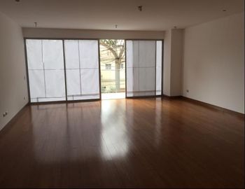 ESTRENO A UN PASO DE EL OLIVAR