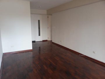 DEPARTAMENTO 2, DORMITORIOS Y ESCRITORIO, COCHER MIRAFLORES