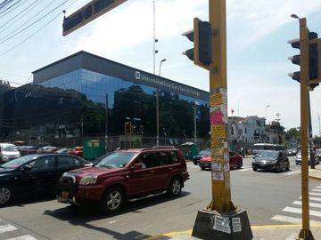 Excelente Casa como Terreno 