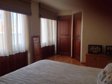 LINDA CASA EN VENTA 4 PISOS SURCO