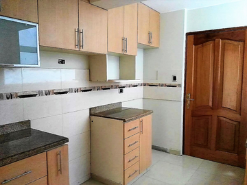 APROVECHE! AMPLIO DEPARTAMENTO CON ASCENSOR DIRECTO, BALCÓN 