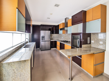 HERMOSO DEPARTAMENTO EN VENTA EN LA EXCLUSIVO DISTRITO