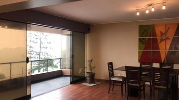 BONITA CASA EN BARRANCO