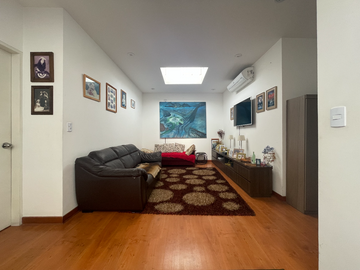 CONDOMINIO 2 PLANTAS - 4 DORMS C/U CON BAÑO - PISCINA