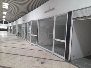 GALERIA COMERCIAL CERCA A LA PLAZA SAN MARTIN