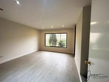 VENTA DE CASA DE LUJO EN SAN LA MOLINA 4 DORMITORIOS PISCINA
