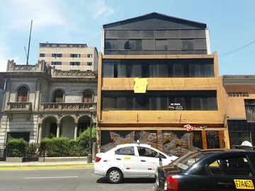 Excelente Casa como Terreno 