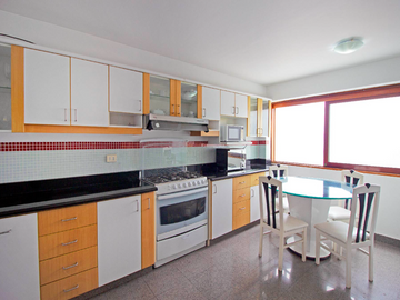 FINO DEPARTAMENTO FLAT ELEVADO EN PRIMER PISO