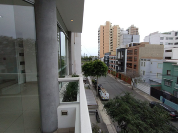 VENTA DPTO ZONA EXCLUSIVA MIRAFLORES OCASION CERCA A MALECON