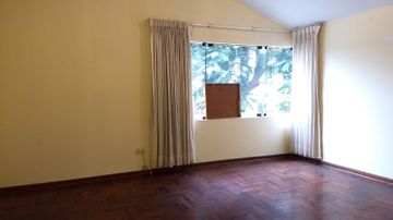 VENTA DE CASA URB. SIRIUS
