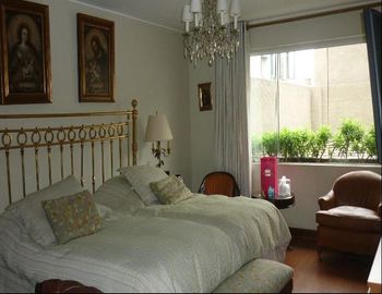 ALM. LOS PICAFLORES- SAN BORJA VENDO Lindo Dpto. en Primer Piso con Amplia Terraza Techada 