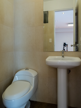 SE VENDE DEPARTAMENTO DE 3 DORMITORIOS CERCA MALECON GRAU