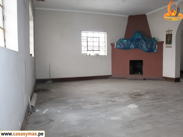 REMATO INMUEBLE CENTRICO EN HUANCAYO