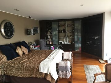 TRIPLEX - PENTHOUSE DE LUJO -IMPECABLE- DOBLE FRENTE