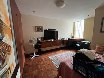 VENTA CASA EN LA AURORA MIRAFLORES (609-1143-1)