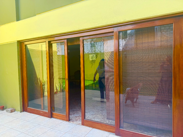 VENTA CASA / TERRENO EN SURCO (609-1138-1)